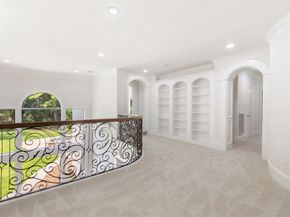 39 W Bracebridge Circle, The Woodlands TX 77382