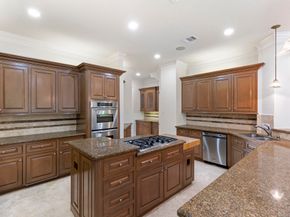 39 W Bracebridge Circle, The Woodlands TX 77382