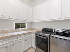 39 W Bracebridge Circle, The Woodlands TX 77382