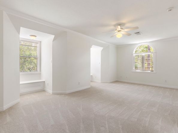 39 W Bracebridge Circle, The Woodlands TX 77382