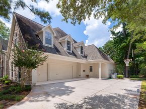39 W Bracebridge Circle, The Woodlands TX 77382
