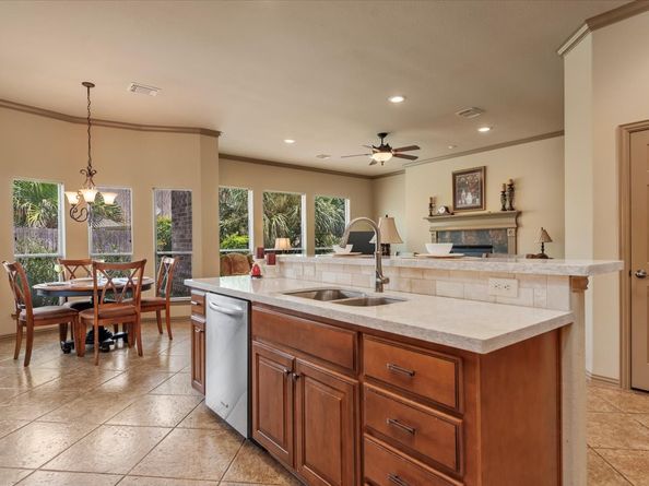 1814 Arbor Forest Trail, Kingwood TX 77345
