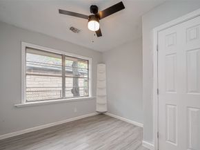 626 Shawnee Street, Houston TX 77034