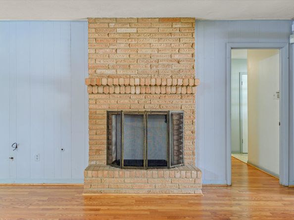 8727 Hinman Street, Houston TX 77061
