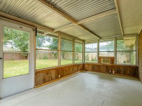 8727 Hinman Street, Houston TX 77061