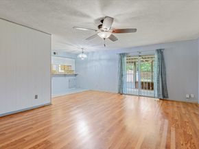 8727 Hinman Street, Houston TX 77061