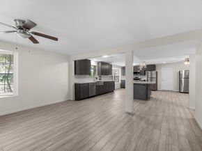 5747 Fontenelle Drive, Houston TX 77035