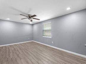 5747 Fontenelle Drive, Houston TX 77035