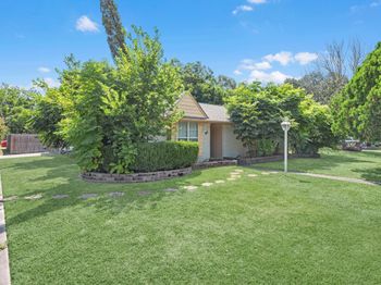 5747 Fontenelle Drive