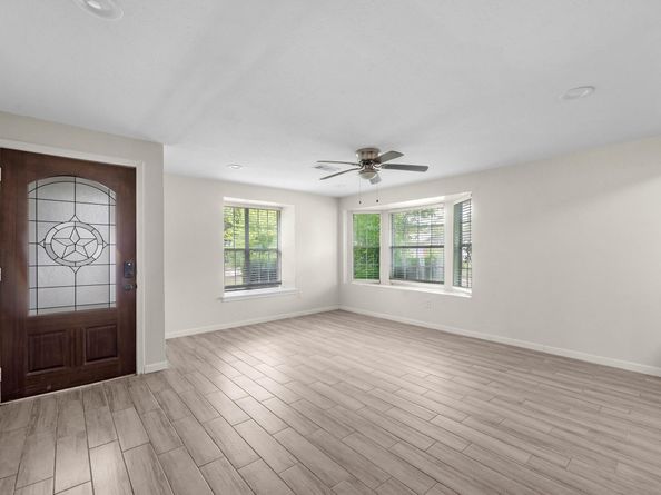 5747 Fontenelle Drive, Houston TX 77035