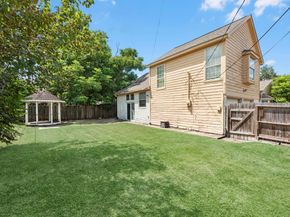 5747 Fontenelle Drive, Houston TX 77035