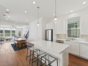 4613 Maxie Street, Houston TX 77007