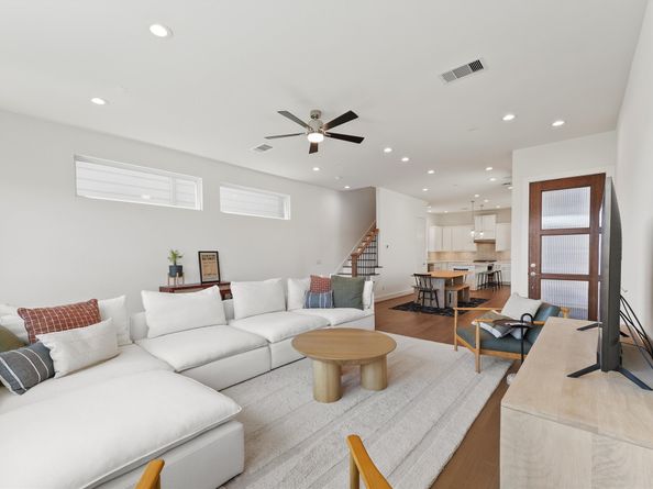 4613 Maxie Street, Houston TX 77007