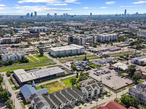 4613 Maxie Street, Houston TX 77007