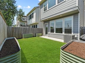 4613 Maxie Street, Houston TX 77007