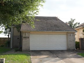 8803 Vinkins Road, Houston TX 77071