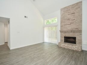 8803 Vinkins Road, Houston TX 77071