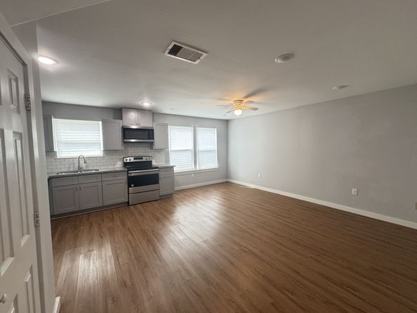 6606 Haight Street, Houston TX 77028