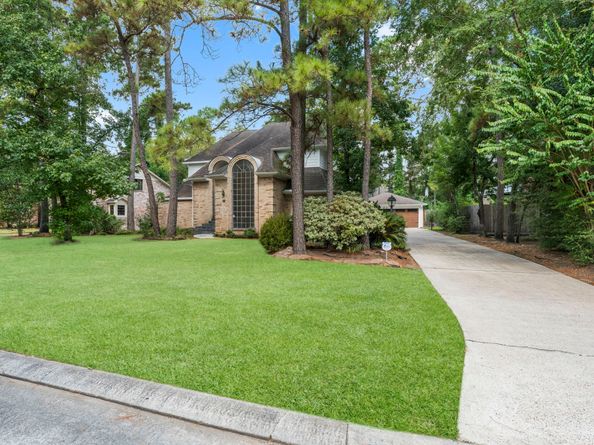 14 Cascade Springs Place, The Woodlands TX 77381