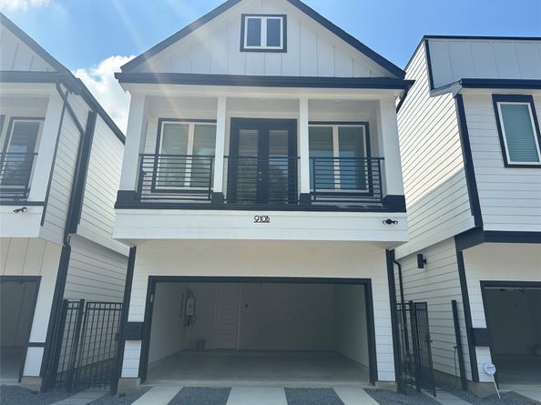 910B W 21st Street, Houston TX 77018