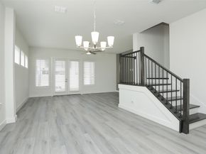 910B W 21st Street, Houston TX 77018