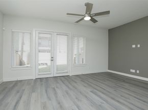 910B W 21st Street, Houston TX 77018