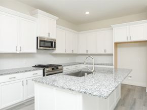 910B W 21st Street, Houston TX 77018