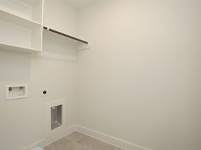 910B W 21st Street, Houston TX 77018