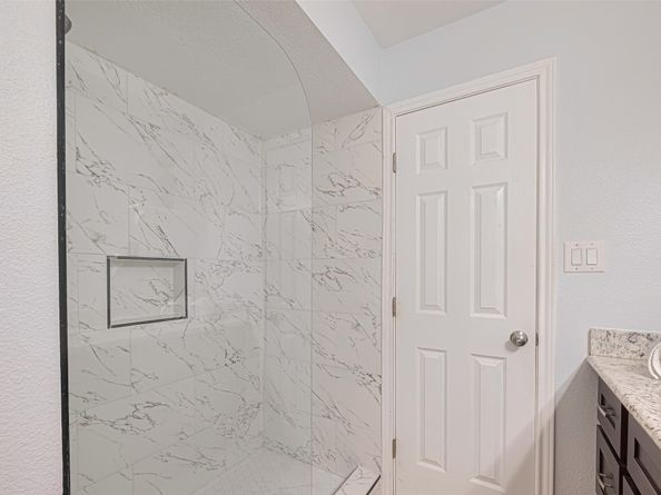 4410 Belle Hollow Dr Drive, Houston TX 77084