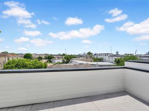5439 Darling Street, Houston TX 77007