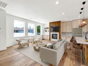 5439 Darling Street, Houston TX 77007