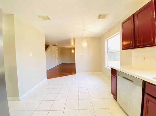 11019 Cayman Mist Drive, Houston TX 77075