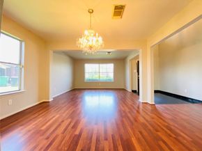 11019 Cayman Mist Drive, Houston TX 77075