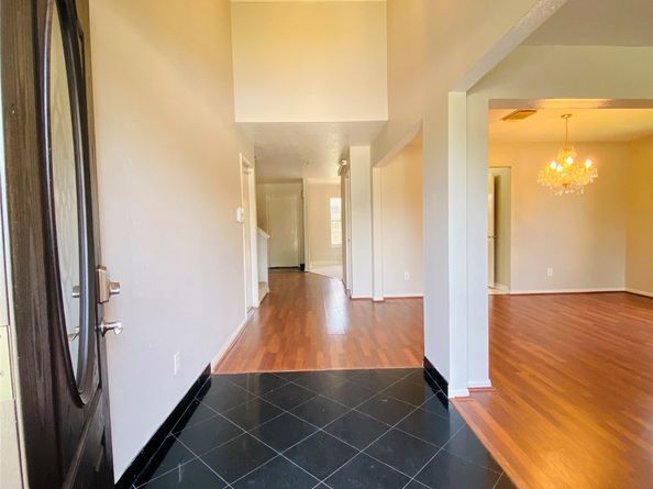 11019 Cayman Mist Drive, Houston TX 77075