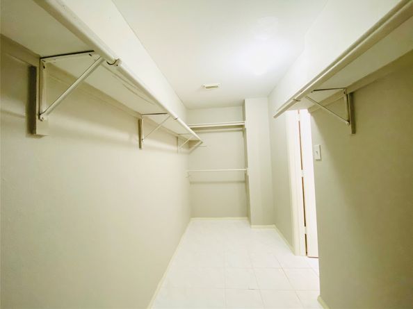 11019 Cayman Mist Drive, Houston TX 77075