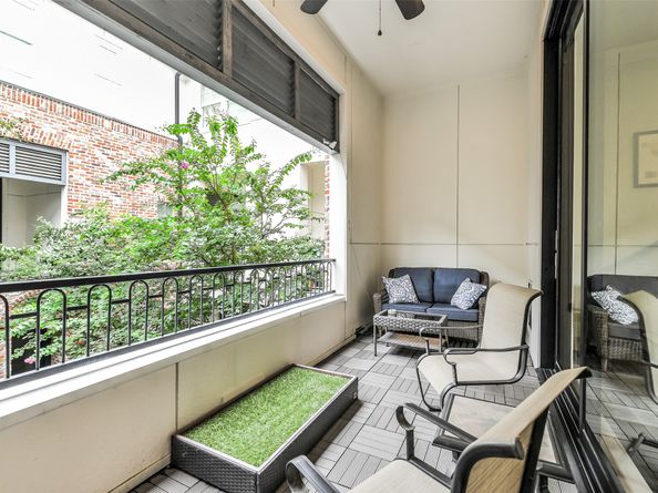 6020 Kansas Street, Houston TX 77007