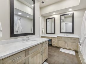6020 Kansas Street, Houston TX 77007