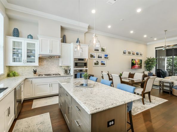 6020 Kansas Street, Houston TX 77007