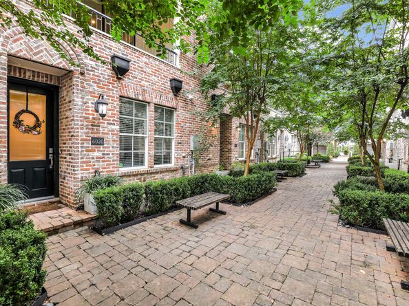 6020 Kansas Street, Houston TX 77007