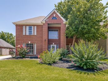 11815 Lakewood Hills Drive