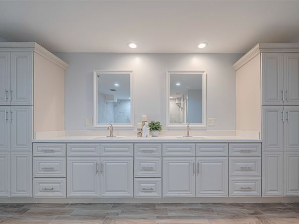 15600 Barkers Landing Road 20, Houston TX 77079