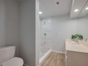 15600 Barkers Landing Road 20, Houston TX 77079