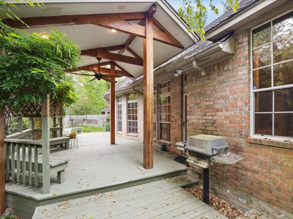 18 Prism Cove Place, The Woodlands TX 77381