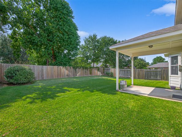 17507 Elverson Oaks Drive, Tomball TX 77377