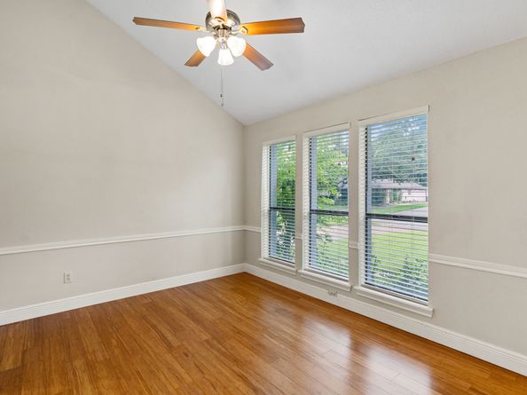 815 Millpond Drive, Sugar Land TX 77498