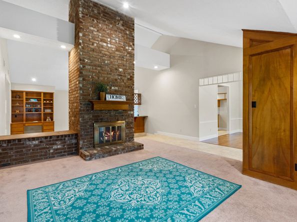 815 Millpond Drive, Sugar Land TX 77498
