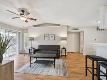 2121 Hepburn Street