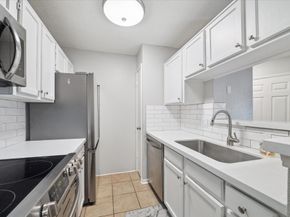 2121 Hepburn Street 208, Houston TX 77054