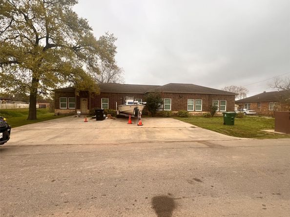 432 Tennessee Street, Houston TX 77029