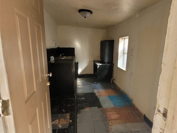 4512 Siegel Street, Houston TX 77009